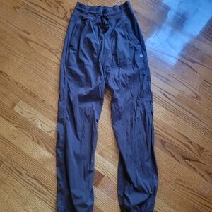 Lululemon Athletica Brown Dance Studio Midrise Size 2